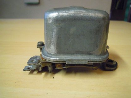 Bild 3:Laderegler Bosch