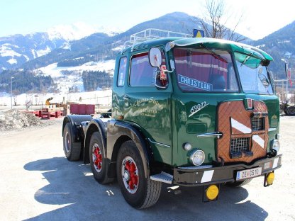 Fiat 690 Oldtimer Sattelzugmaschine T2