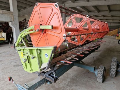 Bild 2:Claas C450 Schneidwerk