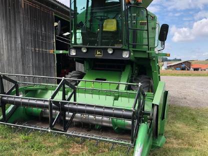 Mähdrescher John Deere 1052