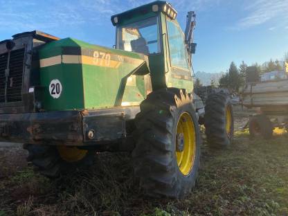 John Deere Timberjack Harvester 870