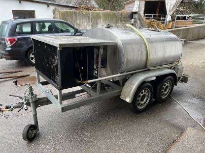 Milchtank 1.250 l fahrbar steckerfertig