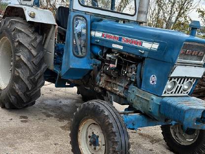 Ford 5000-8