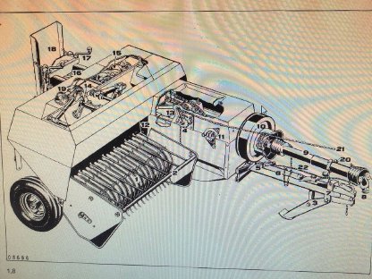 Bild 6:Claas Strohpresse Markant 40