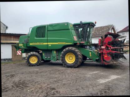 Mähdrescher John Deere 9560WTS