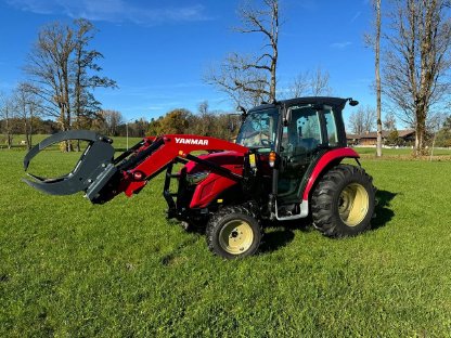 Yanmar YT 347 Q Traktor mit Allrad, Kabine, Frontlader