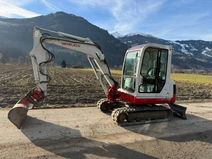 Takeuchi TB 135 Bagger mit Powertilt