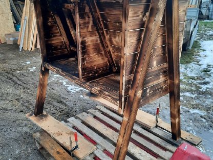 Bild 2:Rehwild Fütterungsautomat