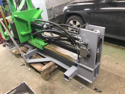 Bild 2:Holzspalter Eigenbau