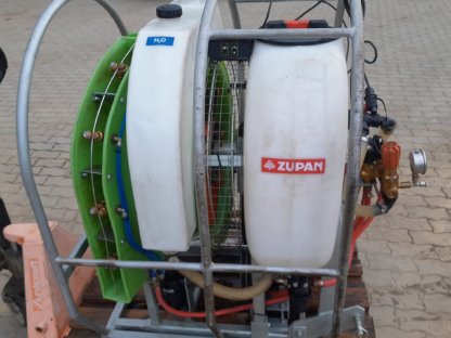 Bild 2:Gebläsesprüher für Kleintraktoren Zupan ZM 100 EN