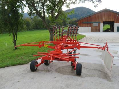 Bild 4:KUHN GA 4121 GM Schwader