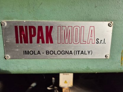 Bild 2:Karton-Aufrichtemaschine für Gemüsekartons Inpak Imola