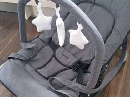 Bild 5:Diverse Babysachen