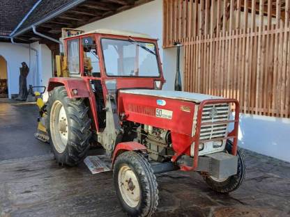 Bild 2:Steyr 50 mit vollhydr. Frontlader