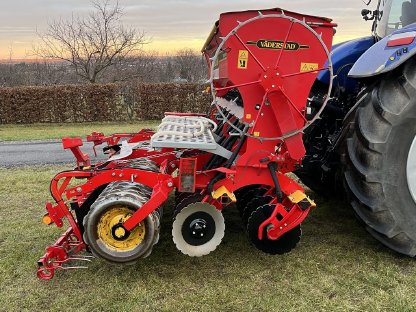 Bild 3:Väderstad Direkt- und Mulchsämaschine Carrier Drill