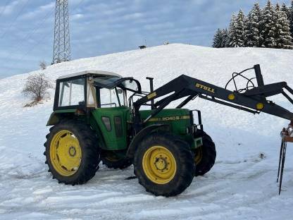 John Deere 2040