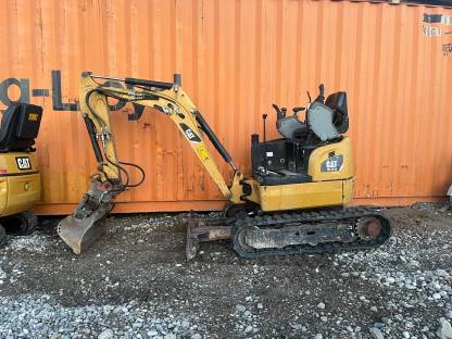 CAT 301.7D CR, Wacker Neuson EZ17