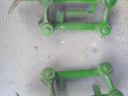 Bild 2:Fritzmaier Dachhalterung für Steyr T80