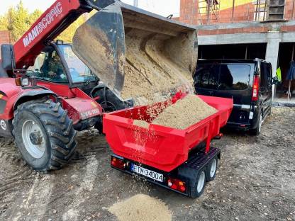 Bild 6:Hydraulischer Kippanhänger Rohbau zur Zugmaschine Auto Zulassung