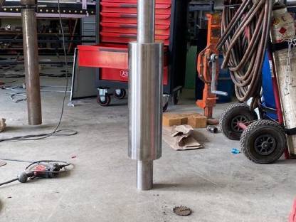 Bild 4:Edelstahl Auspuff