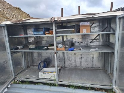 Bild 4:Montageschrank