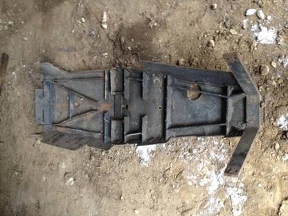 Bodenplatte für Traktor Lindner Geotrac 93