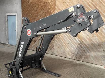 Bild 2:Frontlader Stoll FZ 30