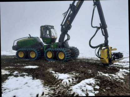 Bild 3:Maschinelle Forstdienstleistungen