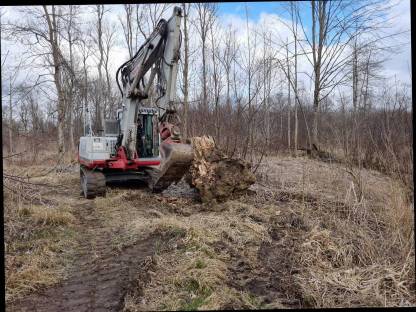 Bild 2:Baggerungen und Vermietung