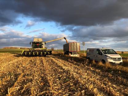 Bild 7:Transporte, Lohndrusch, Lohnarbeiten Agrar