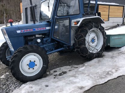 Allrad Traktor Ford 3000-8A