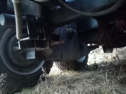 Bild 8:Holzspalter mit Kran (Palms)