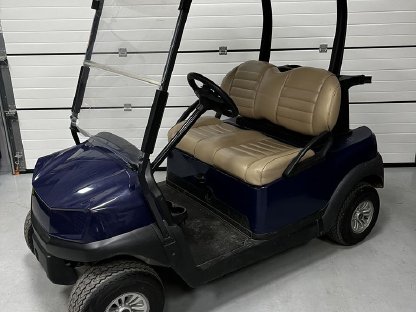 Golfcart Marke CLUB Car 2020 mit neuwertigen Batterien und Z