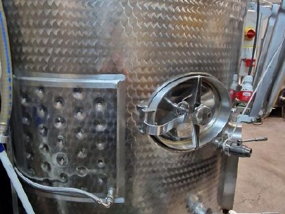 Rotwein/Maischetank 2400 liter
