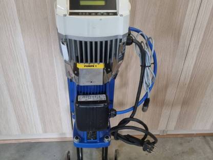 Pumpe Lowara 5SV08F011T/D mit Frequenzumrichter