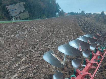 Bild 2:Biete Lohnarbeiten