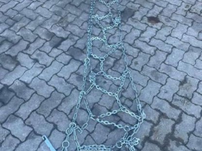 Bild 5:LKW Schneeketten