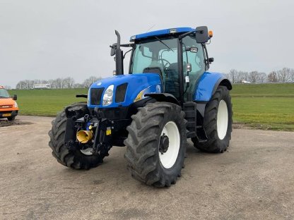 2013 New Holland T6050