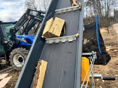 Bild 4:Sägespaltautomat