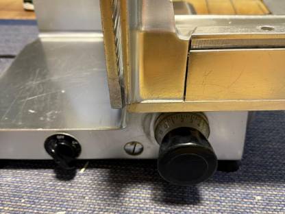 Bild 2:Toperczer Aufschnittmaschine