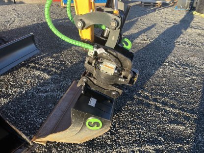 Bild 6:Excavator Hyundai Robex 25Z-9AK