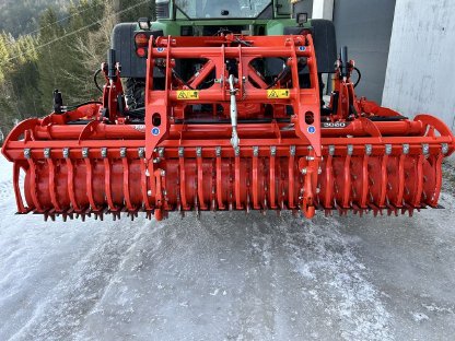 Bild 7:Kuhn Kreiselegge HR 3020