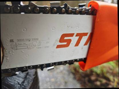 Bild 7:Stihl MS 270/C in Top-Zustand mit neuer Light 04 Führungsschiene