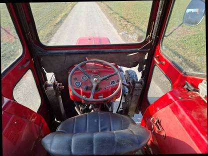Bild 3:Massey Ferguson 135 mit Multi-Power