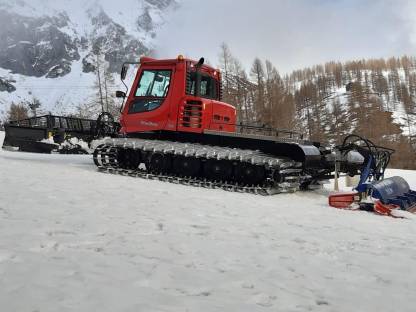 Bild 2:Pisten Bully PB 200