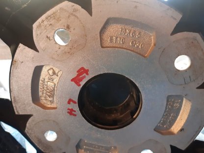 Bild 3:Quad-Reifen mit Alufelgen