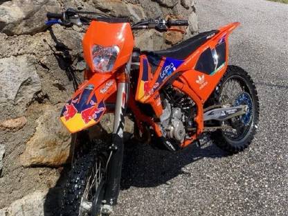 KTM 250i