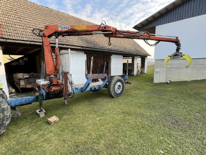 Rückewagen Holzanhänger Hiab-Kran