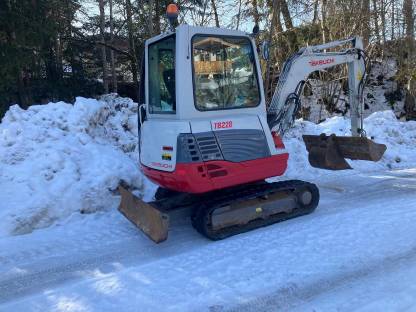 Minibagger Takeuchi TB228