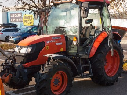 KUBOTA M4062, nur 329 Bstd.